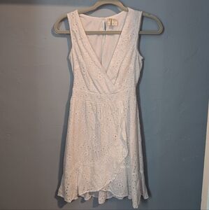 🌙 Japna White Asymmetrical Ruffled Sundress